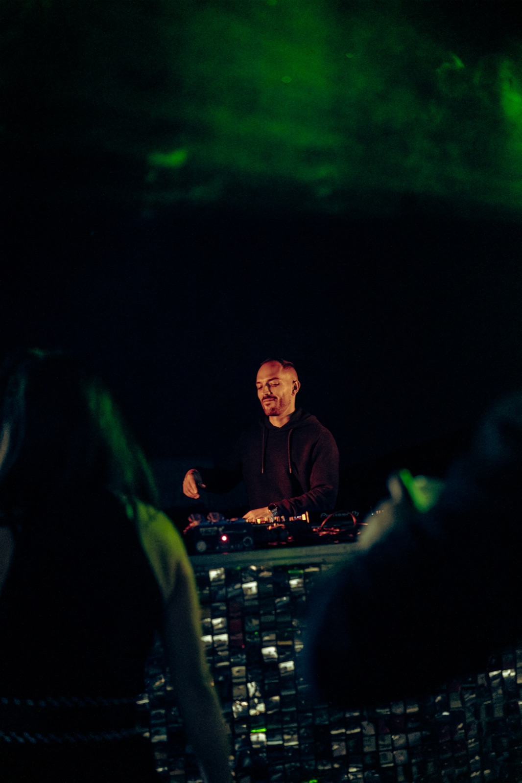 N.DY behind the decks